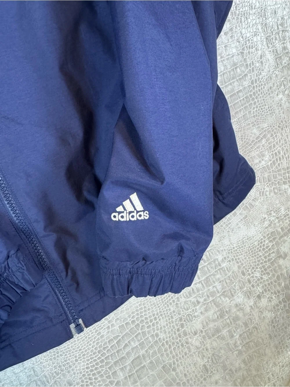 Vintage Adidas Navy windbreaker, Men’s size medium